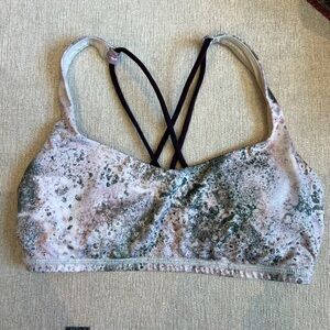Lululemon | Sports Bra